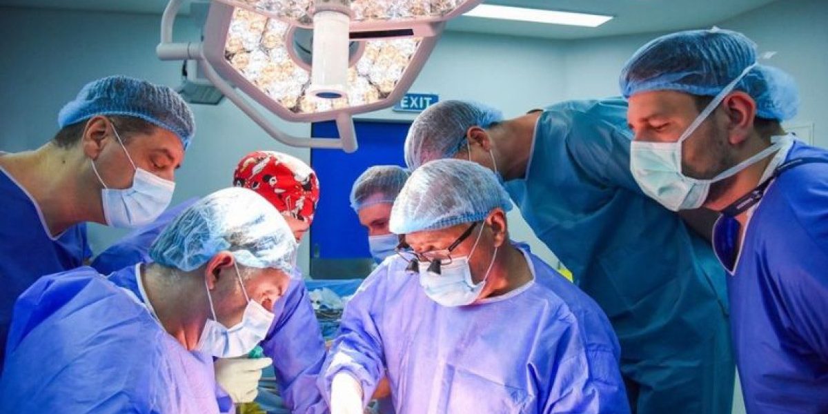 Tânăr salvat de la moarte: Un tratament inovator a făcut minuni!