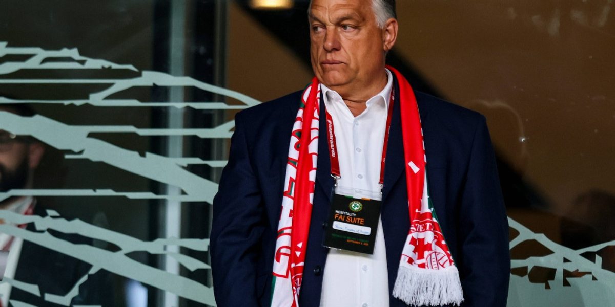 Orban, fotbal și putere: Cum a folosit un sport pentru a influența România