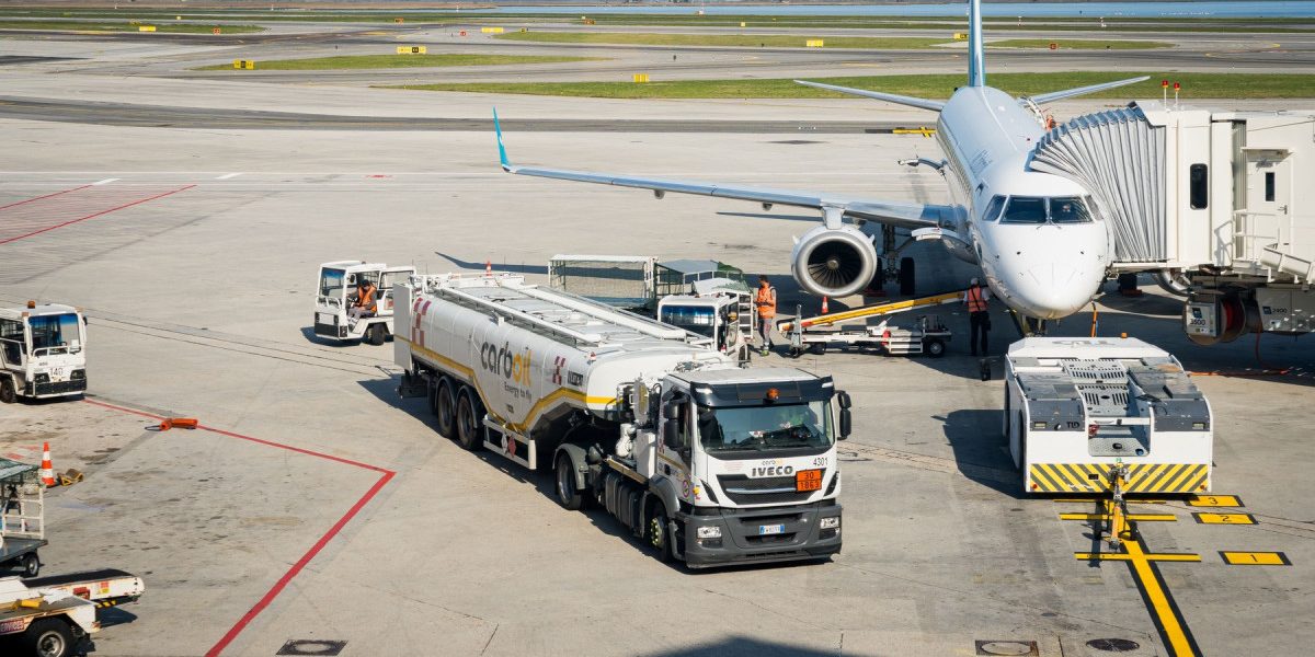 Temeri în Europa: Vacanțele de vară, ANULATE din cauza crizei de combustibil?