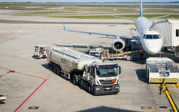 Temeri în Europa: Vacanțele de vară, ANULATE din cauza crizei de combustibil?