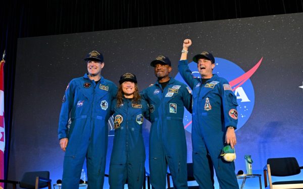 Prima reacție a echipajului ARTEMIS II: „Pământul, o barcă de salvare cosmică”