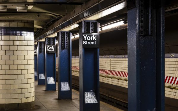 Lucifer, ucigaș la metroul din New York: Poliția l-a împușcat mortal după atac