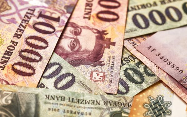 Forintul Ungar, pe val: Opoziția, cu bani europeni după eșecul lui Orban