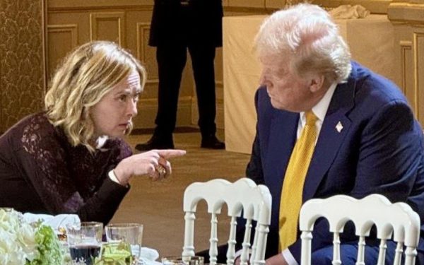 Meloni, furioasă pe Trump: „Declarațiile la adresa Papei, inacceptabile”