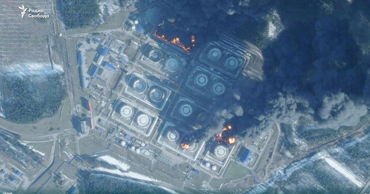 Atacurile ucrainene cu drone asupra terminalelor petroliere rusești au provocat pierderi de aproape un miliard de dolari într-o singură săptămână, afectând veniturile Kremlinului și capacitatea acestuia de a profita de prețurile ridicate ale petrolului pe plan global