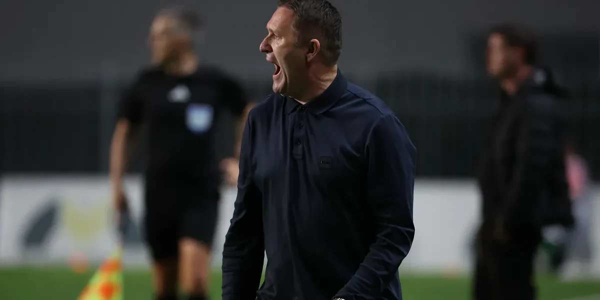 Keane, furios după meciul Győr-Fradi: „Arbitrajul, o rușine!”