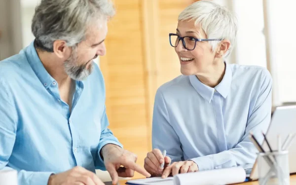 BANI pentru PENSIONARI: 2 miliarde de EURO, cum vor fi împărțiți?
