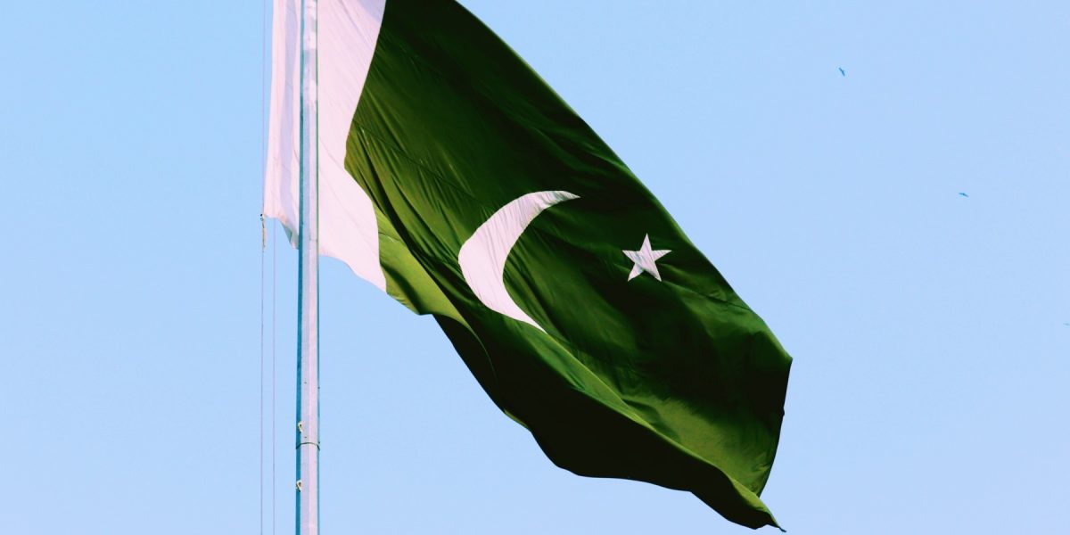 Război în Iran, ziua 43: Negocieri în Pakistan, amenințări de la Donald Trump