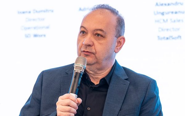 Productivitatea în era AI: mai multe rezultate, aceeași oameni în companii