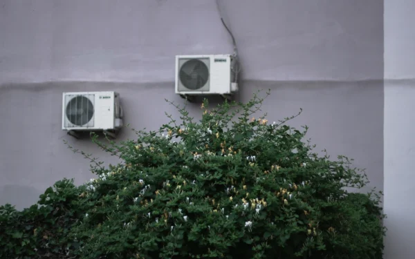 Aer condiționat la bloc: Cei supărați pot da vecinii în judecată! Verdictul instanței