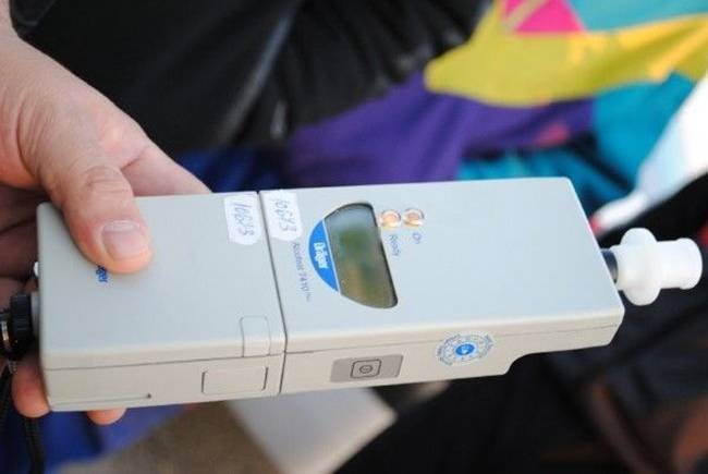 București: Troleibuzele noi, cu alcooltest! Pleacă doar dacă e negativ