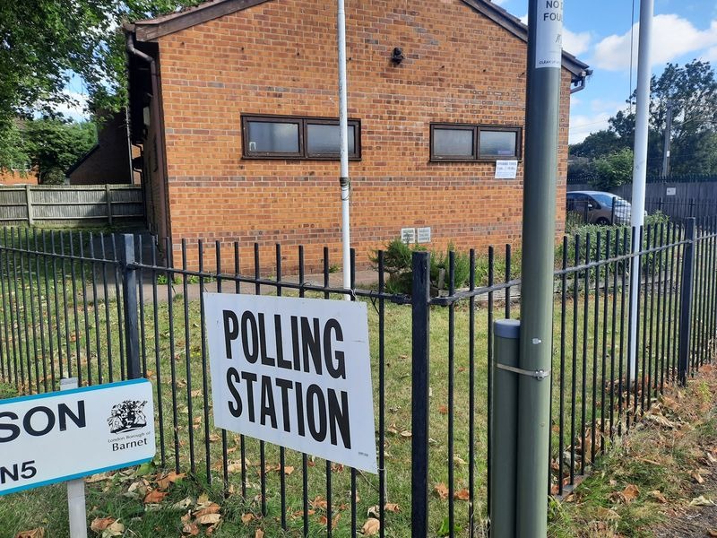 Români la Londra: 60 de candidați pe 7 mai pentru locale