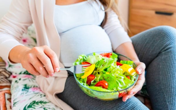 Ce e permise și ce NU în sarcină: Ghidul esențial pentru viitori părinți