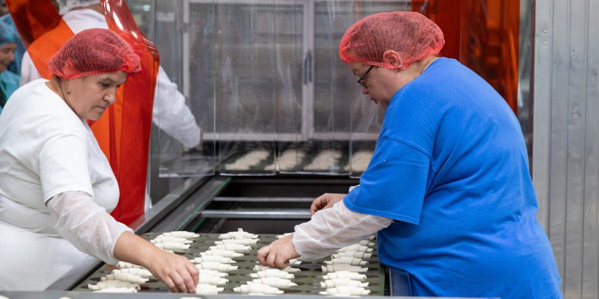 Legea salarizării, amânată: Eșecul bugetar amână majorările