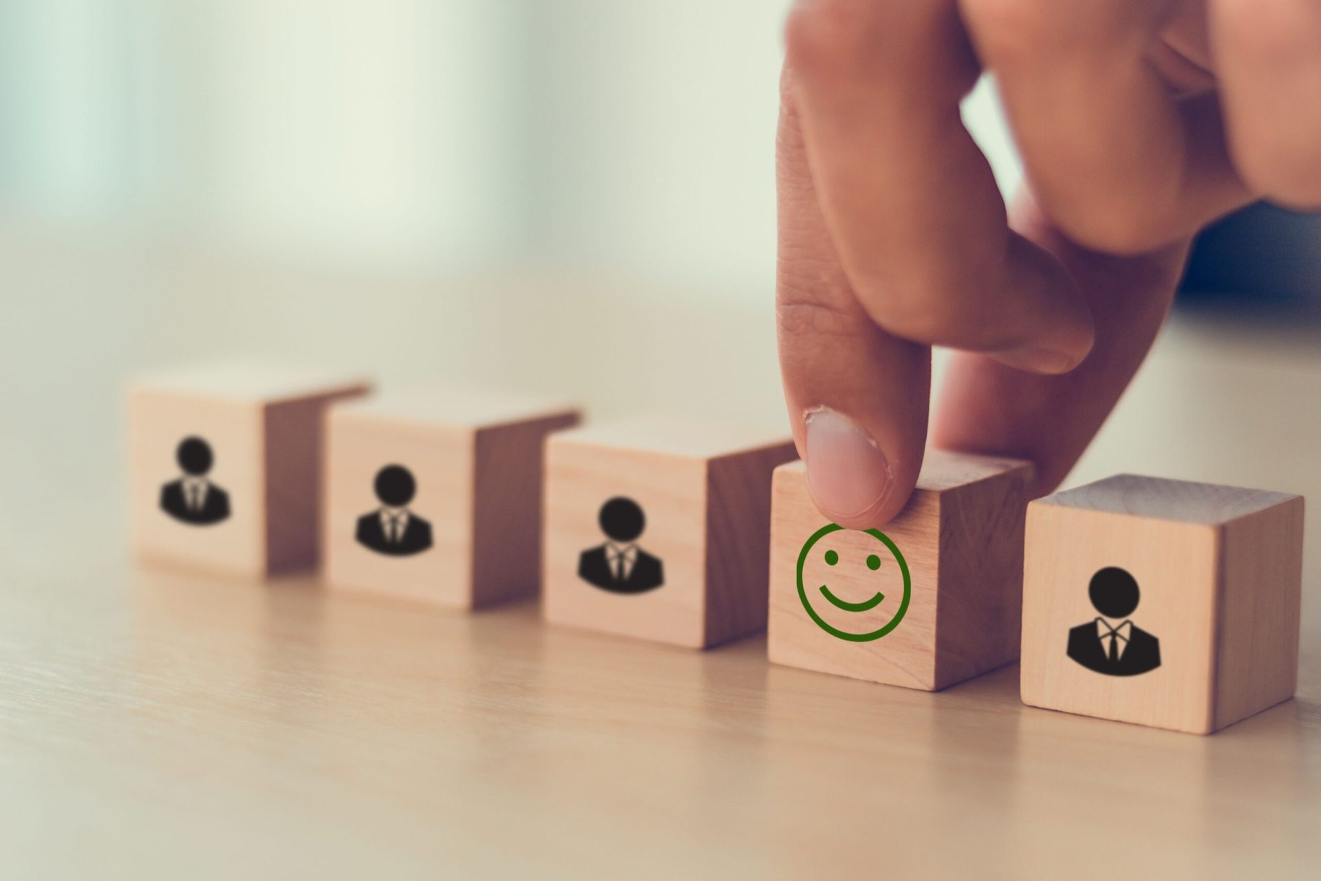 Ce costă o zi liberă legală și cine o plătește?