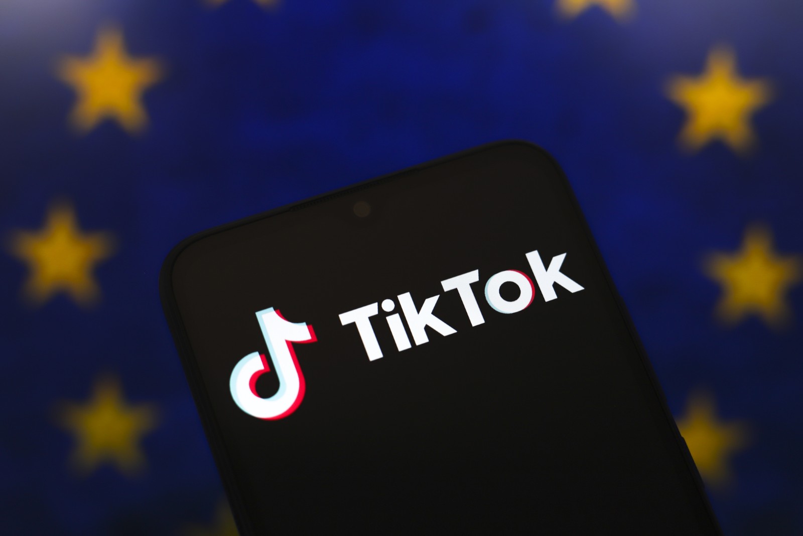 TikTok investește încă 1 miliard de euro într-un centru de date în Finlanda TikTok continuă să-și extindă prezența în Europa, anunțând o nouă investiție de 1 miliard de euro într-un centru de date în Lahti, Finlanda