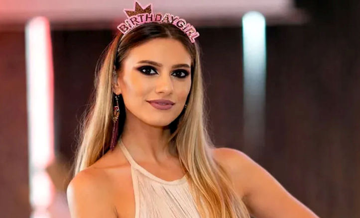 Andreea, asistenta din Târgu Jiu, găsită moartă în propria casă, a stârnit val de întrebări și suspiciuni O veste tragică a zguduit comunitatea locală din Târgu Jiu, după ce a fost descoperită moarta asistenta medicală Andreea, în vârstă de 31 de ani, în locuința sa