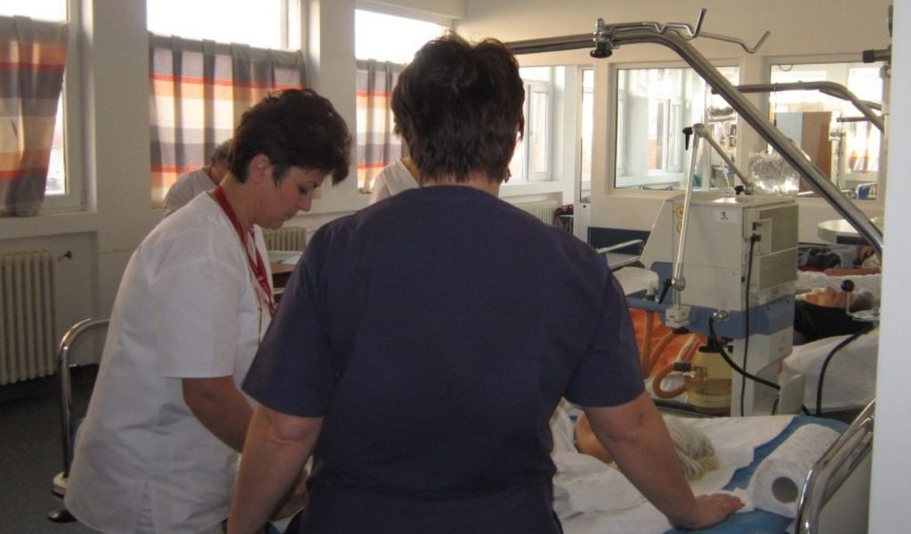 OAMGMAMR, partener în INTENSIV+, pentru îngrijirea pacienților critici