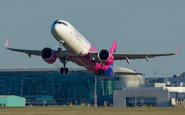 Wizz Air lansează zboruri din București către Croația, din iulie