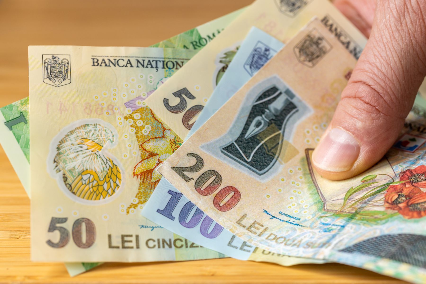 În februarie 2026, un număr de 11.898 de persoane au încasat pensie de serviciu, conform datelor publicate de Casa Națională de Pensii Publice (CNPP)