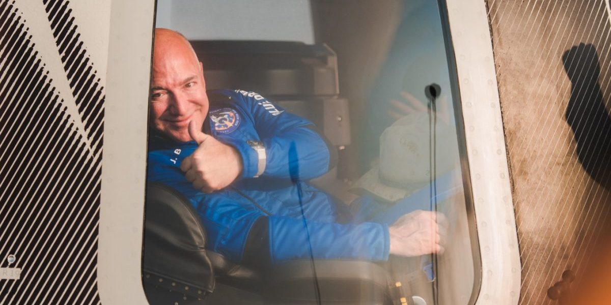 Blue Origin greșește lansarea: Racheta lui Bezos, New Glenn, a ratat orbita satelitului