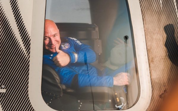 Blue Origin greșește lansarea: Racheta lui Bezos, New Glenn, a ratat orbita satelitului