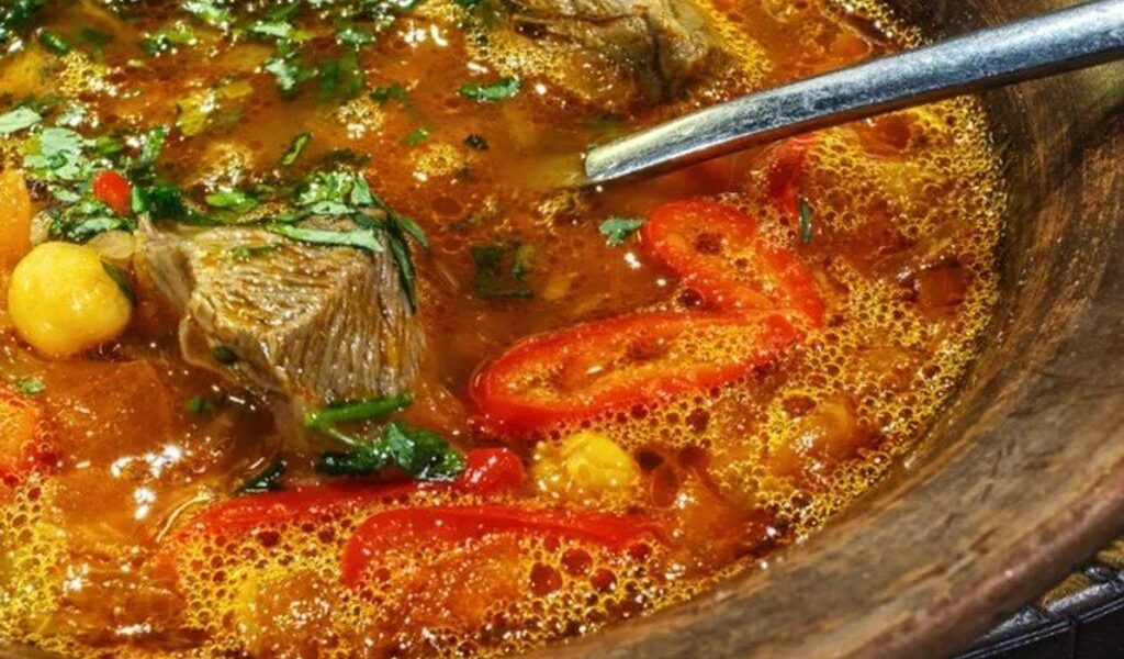 Cine NU are voie miel de Paște: Avertismentul medicilor pentru o Sărbătoare fără riscuri