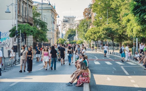 Aflux de turiști din Germania și AUSTRIA în România, pe fondul războiului din Iran
