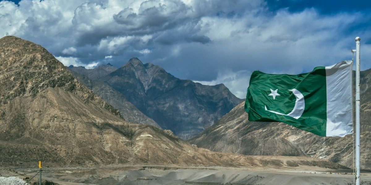 Pakistan: RAȚIE de curent electric, din cauza războiului din Orientul Mijlociu