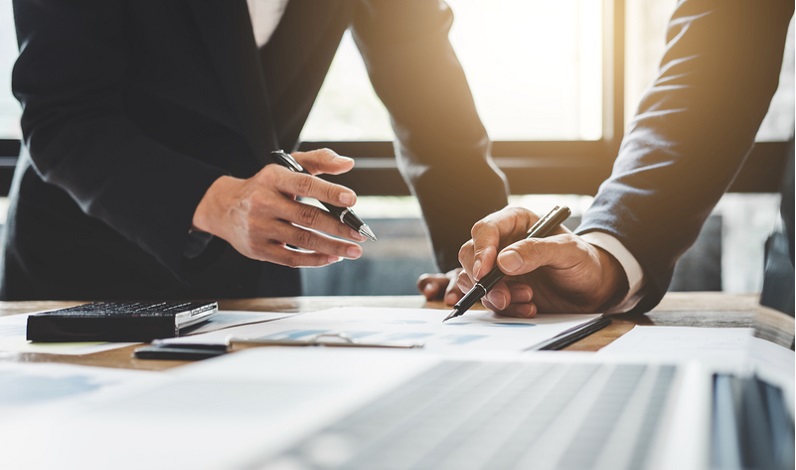 Organizații de business, alarmate: România riscă investițiile, PNRR și ratingul