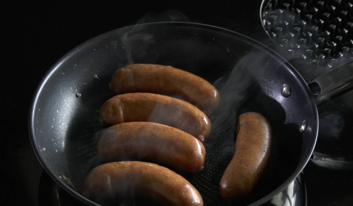 Cârnații Durdulii, o alegere rapidă și plină de savoare pentru masa familiei Cârnații Durdulii, produși de Matache Măcelaru’, reprezintă o opțiune populară pentru cei care doresc să pregătească rapid o masă consistentă, fără a compromite gustul