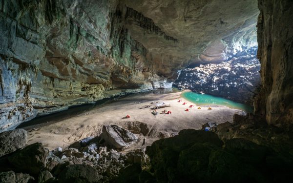 Bărbat din SUA a descoperit cea mai mare peșteră din lume, apoi a „pierdut-o”