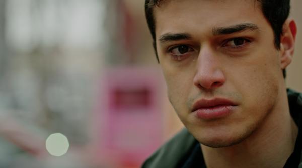 Cine e CHIPEȘUL Cemo din „Ai nimănui”? Totul despre actorul Kaan Miraç Sezen