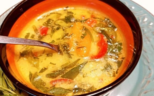 Ciorbă de miel ca la stână: Rețeta ciobanilor, cu secrete și puține ingrediente