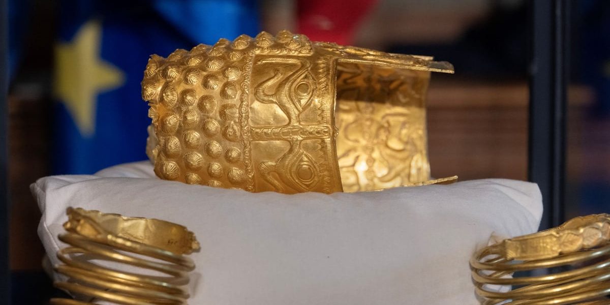 MNIR, reacție FURIOASĂ după furtul Coifului: „Atac la demnitatea României”! Pledoarie în Olanda