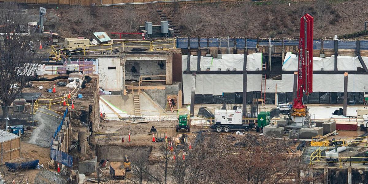 Trump, salvat de justiție: Sala de bal a Casei Albe, verde pentru moment!