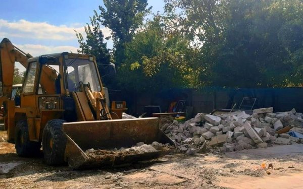 Adesea, Nicușor Dan: 55 de construcții ilegale, demolate în București, într-o lună