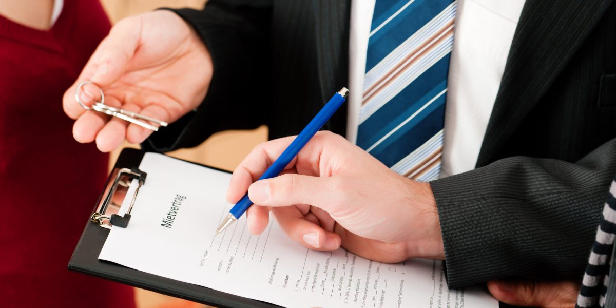 Apartamente de închiriat în 2026: Lista actelor și ce trebuie să știe românii