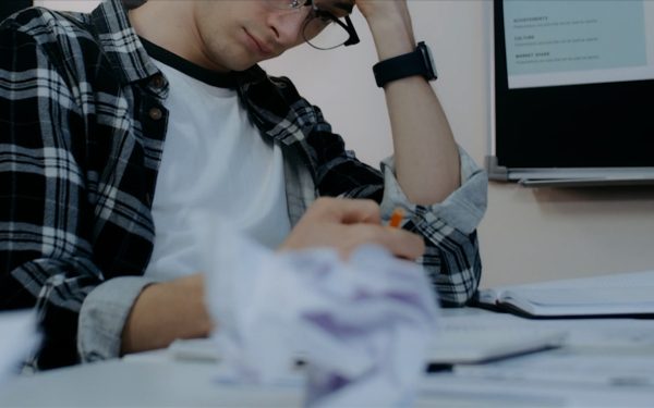 Stresul de după vacanță: Cum treci cu bine de revenirea la muncă!