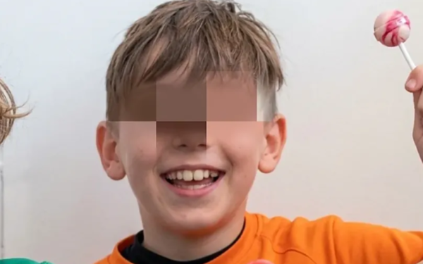 Omagiu Emoționant: Jurnalistul SPANIOL, gest impresionant pentru copilul ROMÂN ucis. „Gaby are cheile”