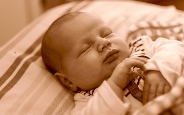 Bucureștiul, pe cale să moară? Doar 17.000 de bebeluși la 2 milioane de locuitori