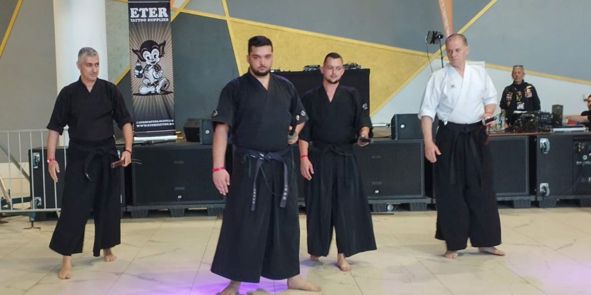 Kenjutsu la Timișoara: Arta săbiei, un stil de viață, în demonstrație spectaculoasă