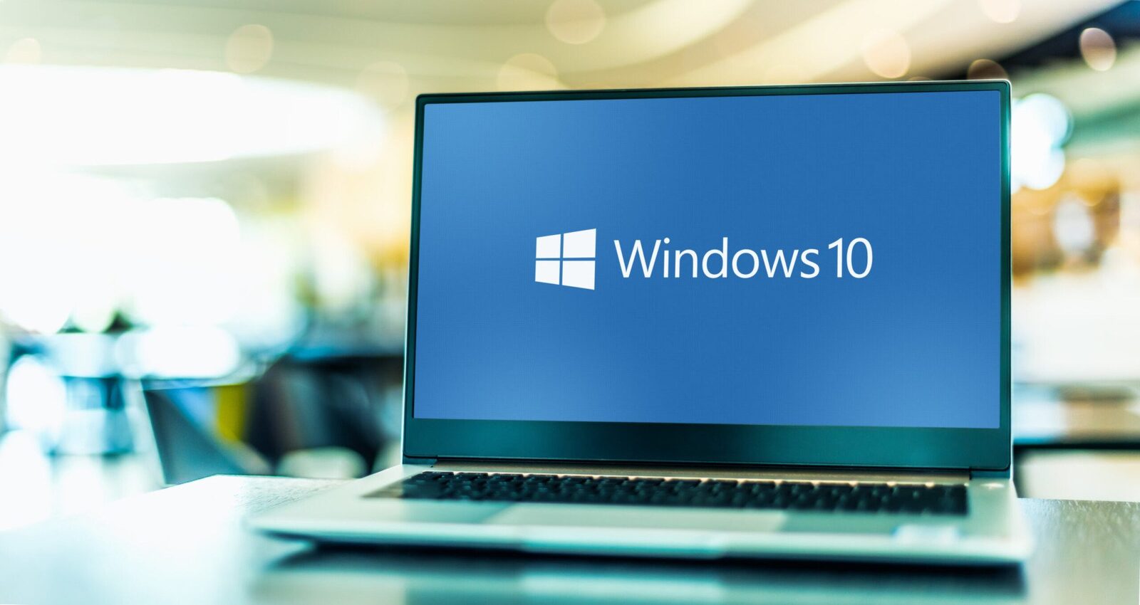Franța, spre Linux? PARIS vrea să scape de Windows și tehnologia SUA