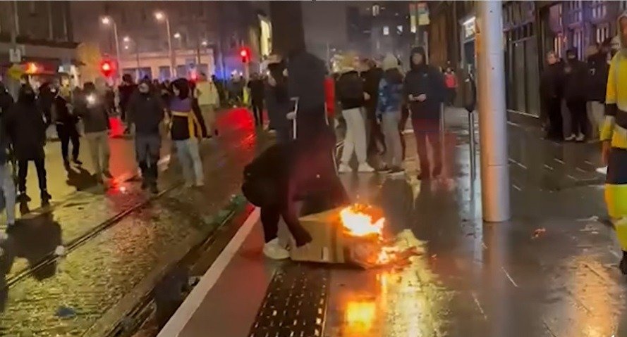 Guvernul irlandez a mobilizat armata pentru a elibera drumurile și instalațiile energetice blocate de proteste