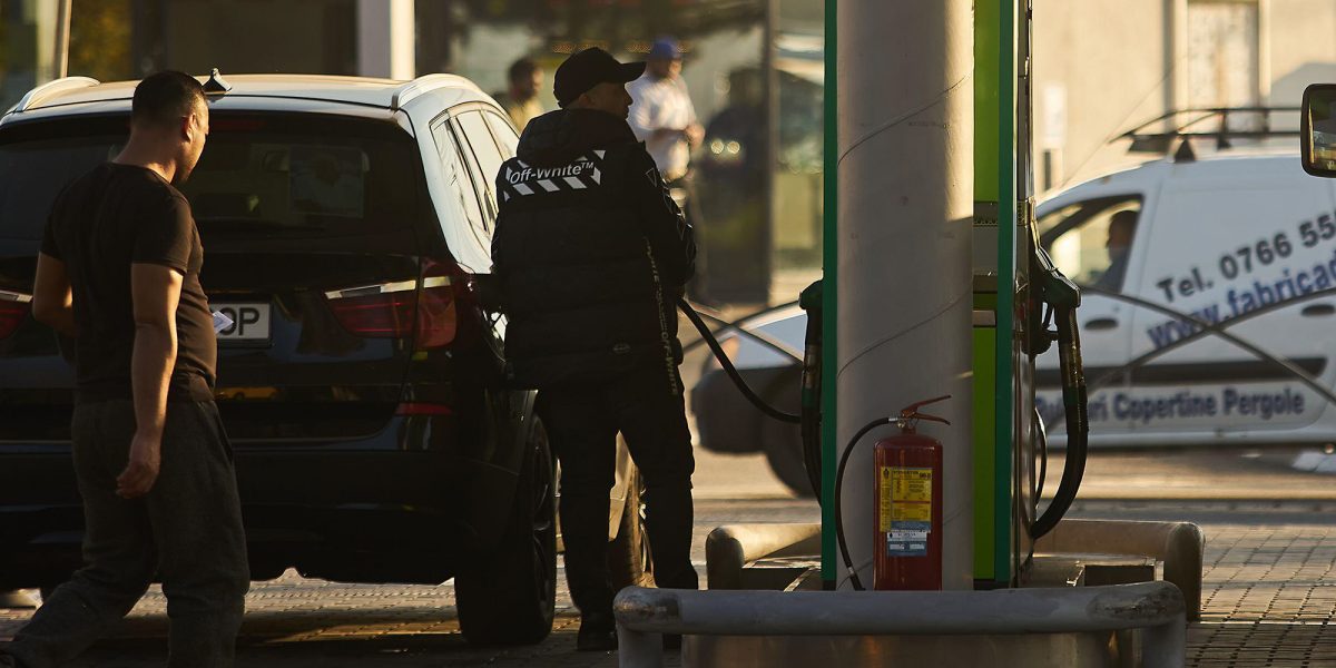 Carburanții în România: Scumpire-record de până la 31% într-un an