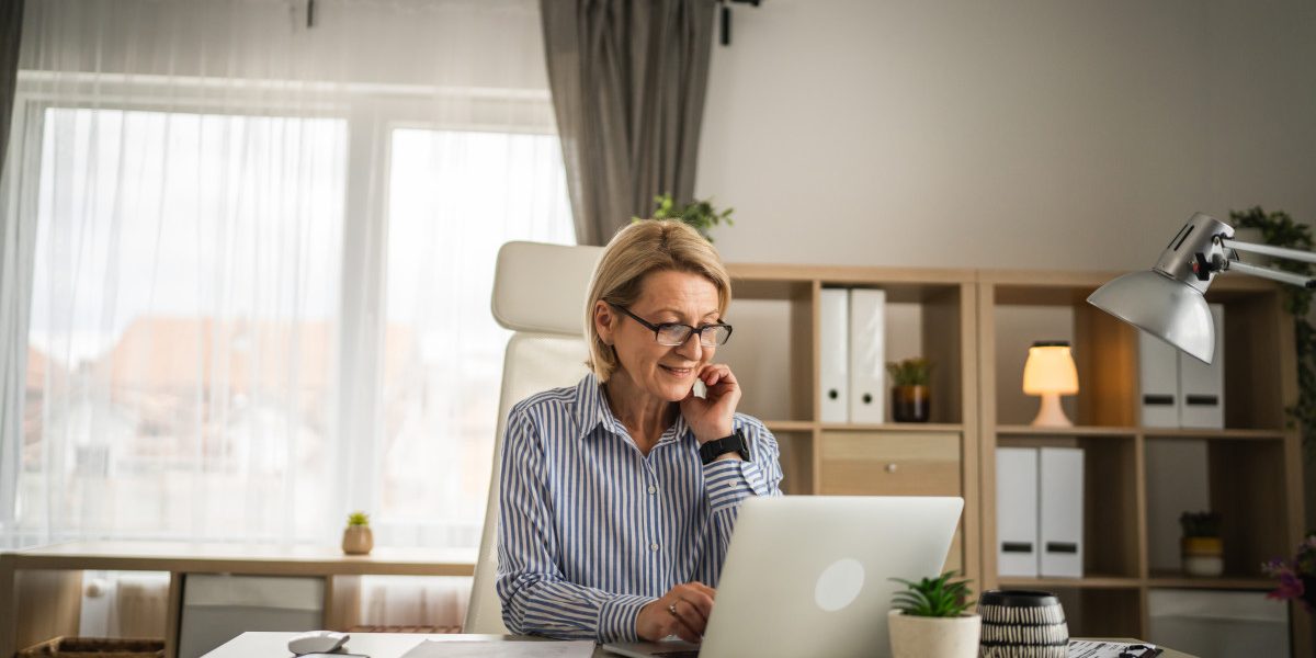 Angajații, bani și zile libere de sărbători: ce spune legea