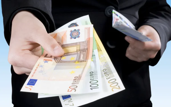 Guvernul german pregătește măsuri pentru a limita plata exclusivă cu numerar în afaceri, o mișcare menită să modernizeze sistemul de plăți și să încurajeze utilizarea cardurilor și a platilor digitale