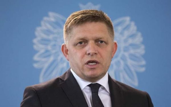 Premierul slovac, interzis să zboare spre Moscova de Ziua Victoriei