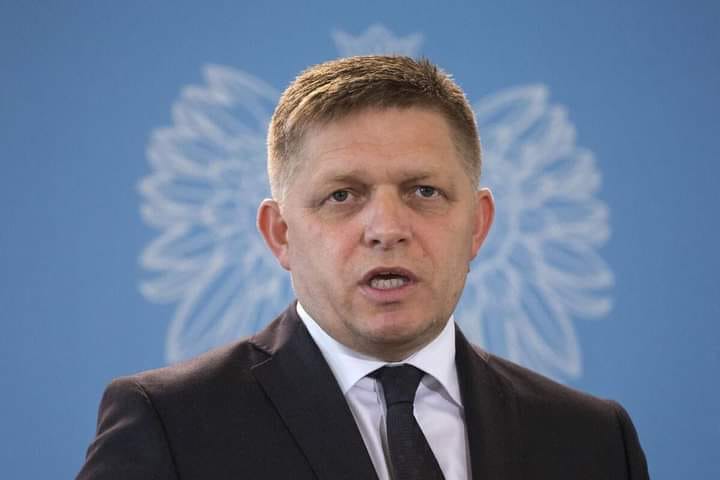 Premierul slovac, interzis să zboare spre Moscova de Ziua Victoriei