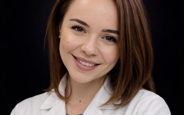 Paște fără excese: Sfaturi de la Dr. Andra Balcangiu-Stroescu să eviți spitalul